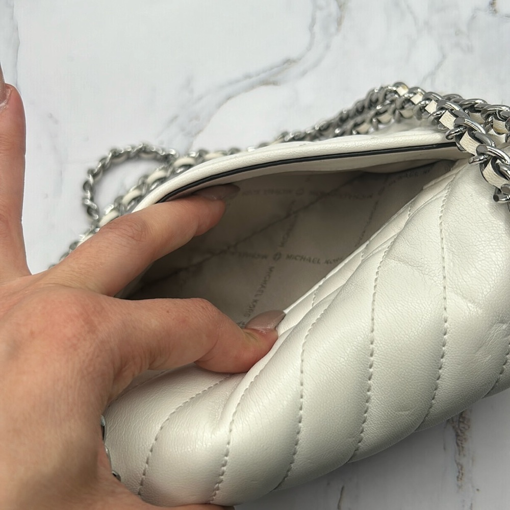 Michael Kors White Quilted Leather Crossbody Purse Small Handbag Silver Hardware - Picture 11 of 16